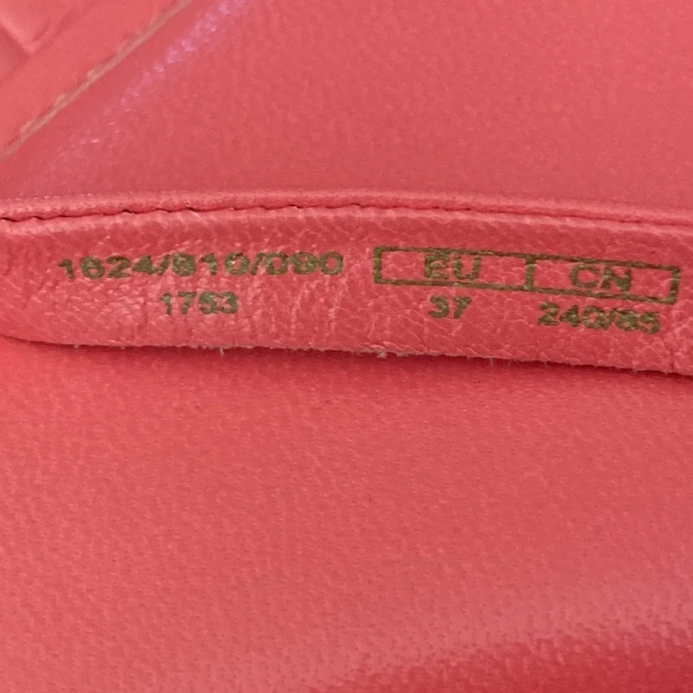 🌹NWOT. Zara Pink Leather Square Toe Slide Sandals. Size 6,5. Euro Size 37.